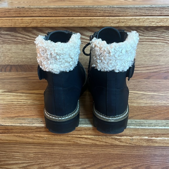 Sherpa Ankle Boots - Picture 5 of 8